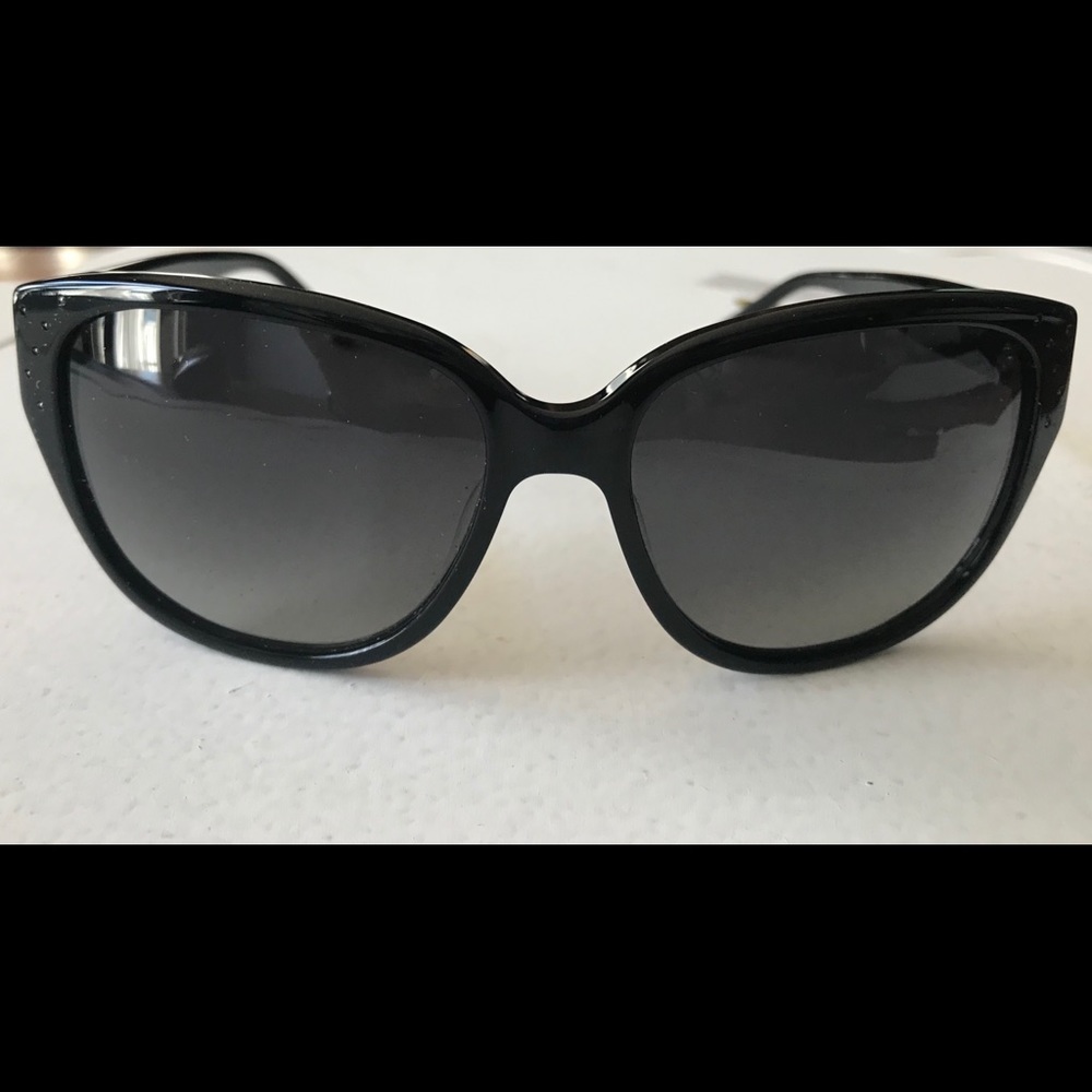 Lulu Guinness LB02 cat eye sunglasses with case